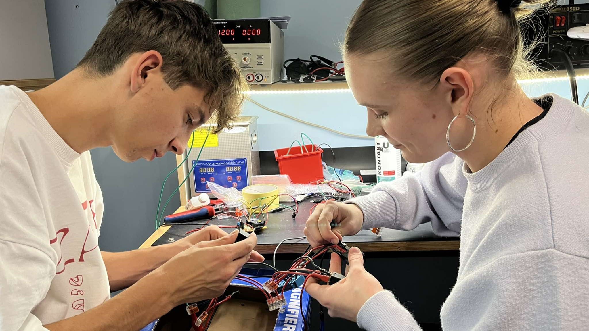 Krok 13: Finalne Podłączenia Elektryczne