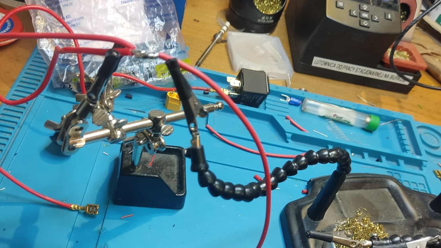 Krok 5: Tworzenie Głównego Układu Elektrycznego